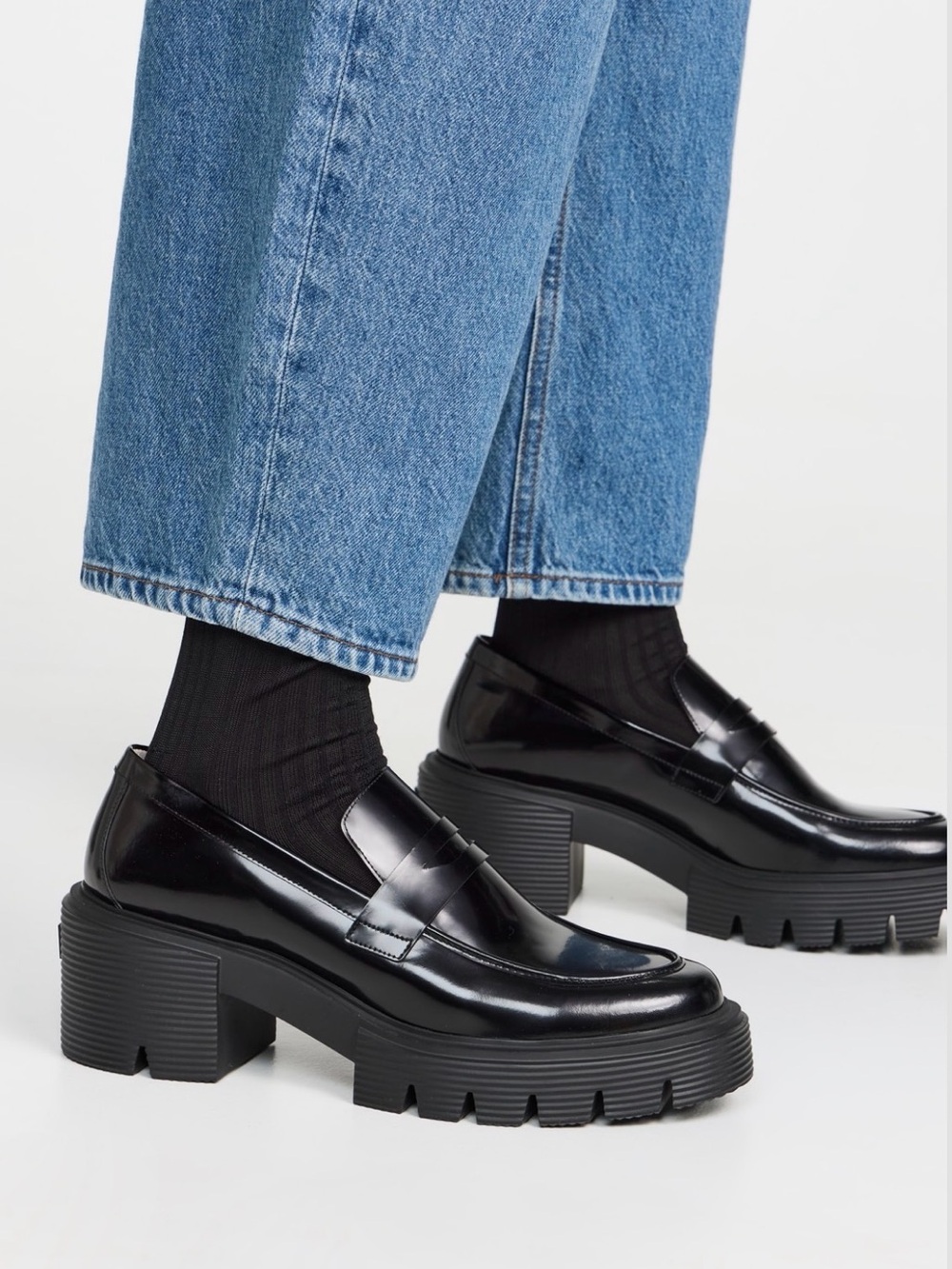 Like NEW! Stuart Weitzman SoHo black leather chunky platform loafers size 10.5